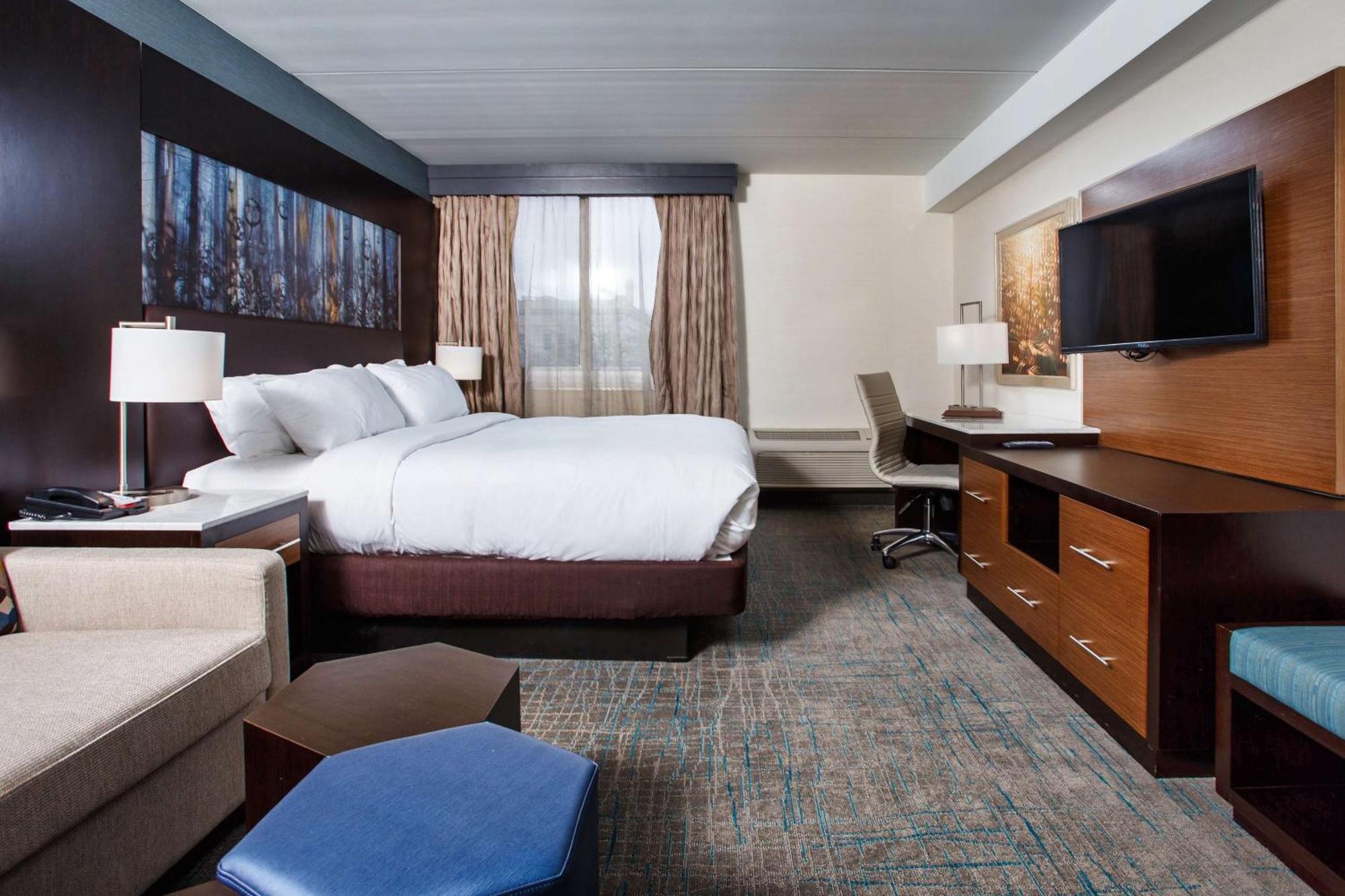 Doubletree By Hilton Neenah Екстериор снимка
